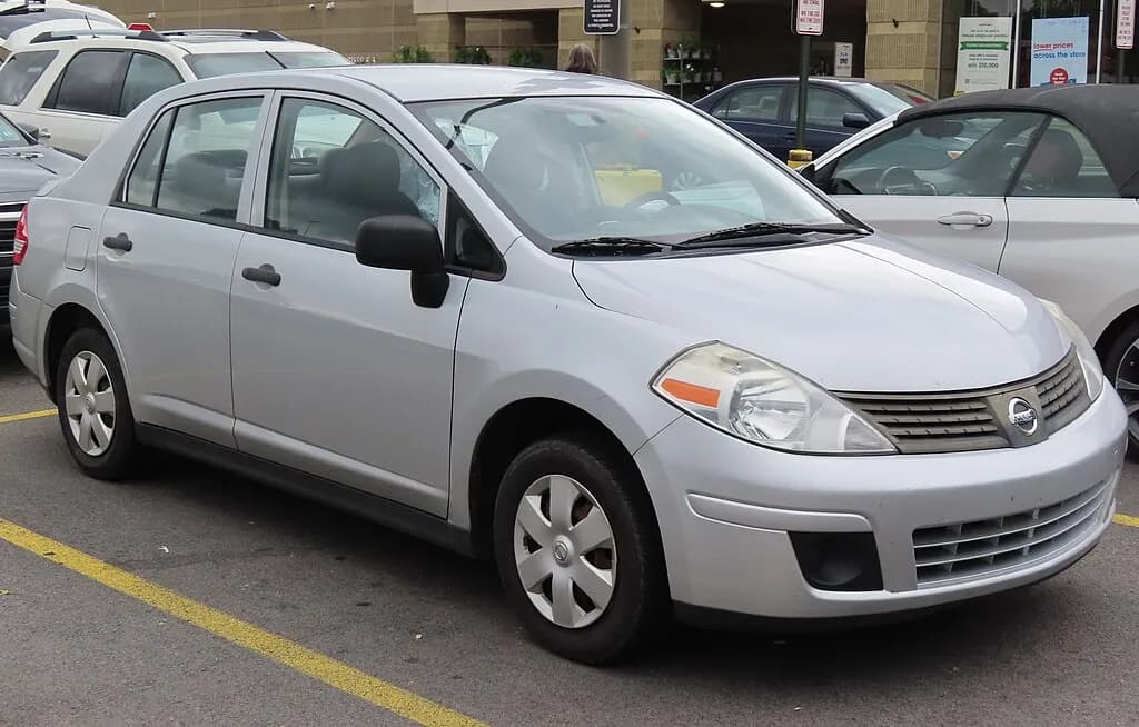 The 2017 NISSA Versa: A Comprehensive Review of Practicality and Performance