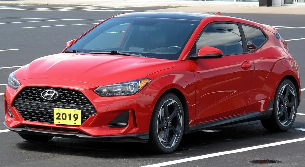 The 2017 HYUND Veloster: A Masterclass in Design and Efficiency