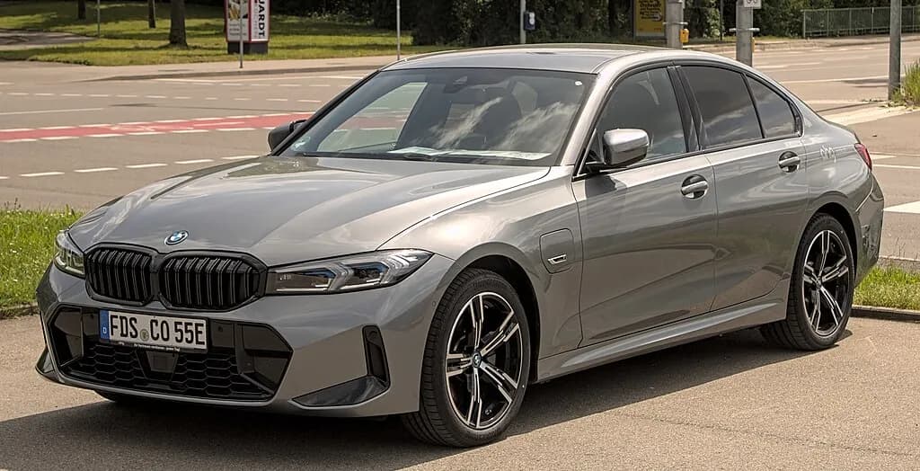 The 2020 BMW 330i: A Masterclass in Performance and Luxury