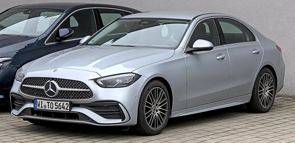 Experience Unmatched Elegance: A Deep Dive into the 2017 ME C-Class